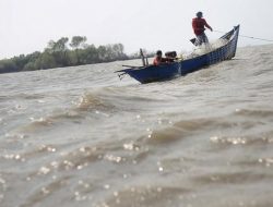 Dua Nelayan Singkil Diduga Hanyut Saat Melaut, Pencarian Terkendala Cuaca Buruk
