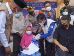 Bupati Jamin Idham Launching Vaksinasi Dosis III Anak