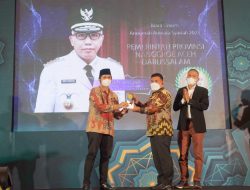 Pemerintah Aceh Sabet Juara Umum Anugerah Adinata Syariah