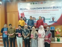 Grup WhatsApp KSA Luncurkan Buku 17 Tahun Perdamaian Aceh
