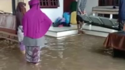 Banjir Rendam Kompleks Putri Dayah MUDI Mesra