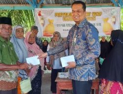 Bank Aceh Cabang Jeuram Salurkan Zakat Fakir Miskin dan Mualaf