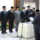 Pj Bupati Aceh Utara, Dr. Drs. Mahyuzar, M.Si melantik 9 Pejabat Setingkat Eselon II di labupaten setempat, Rabu 3 Januari 2023. (Foto for Theacehpost.com).